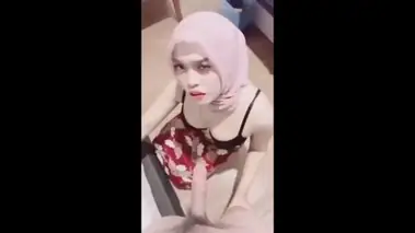 Jilbab Cantik Pertama Kali BJ Bikin Kaget